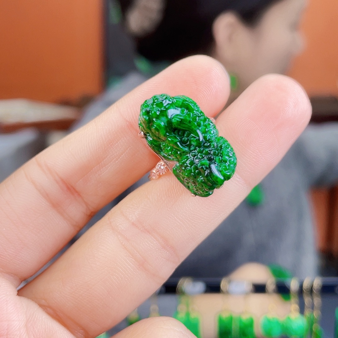 翡翠银S925镶嵌耳饰