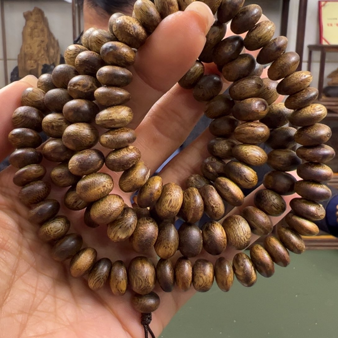 沉香手串海南老白棋树钉卡1.0/39g+
