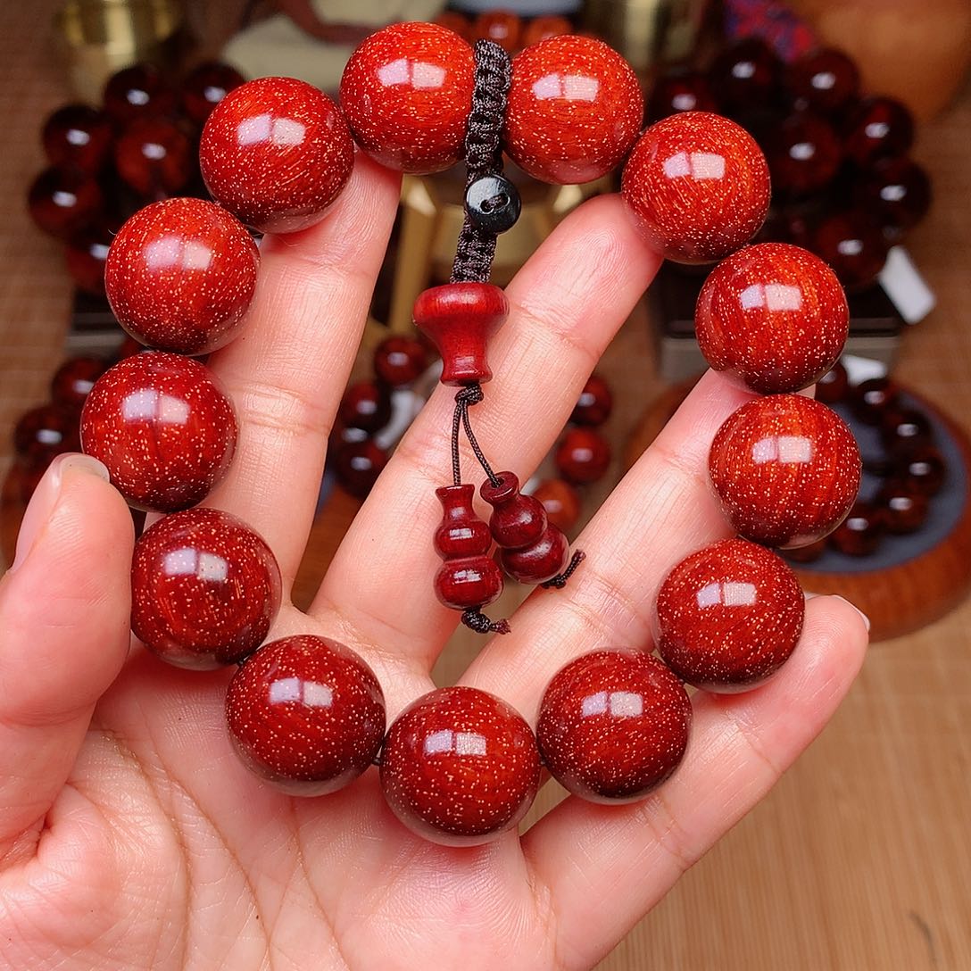 檀香紫檀（小叶紫檀）桃3w 1.8