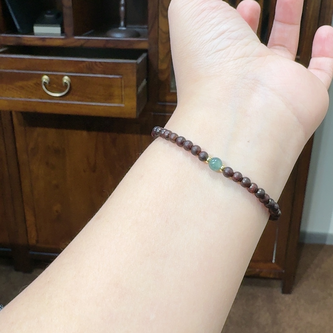 翡翠手链未镶嵌翡翠手链