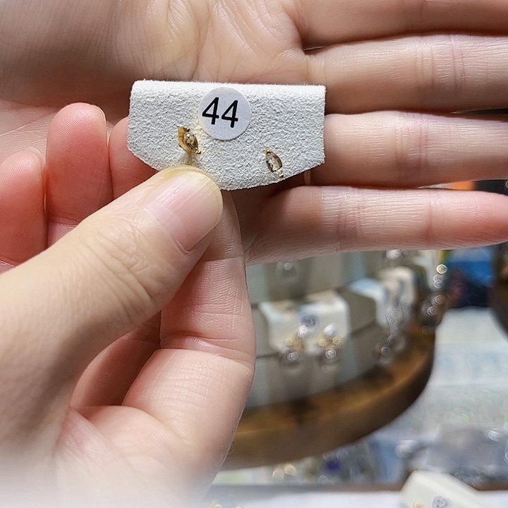 耳钉海蓝宝石银S925镶嵌