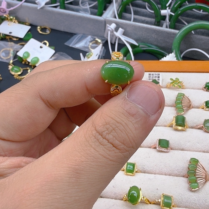 和田玉（碧玉）戒指银S925镀金镶嵌