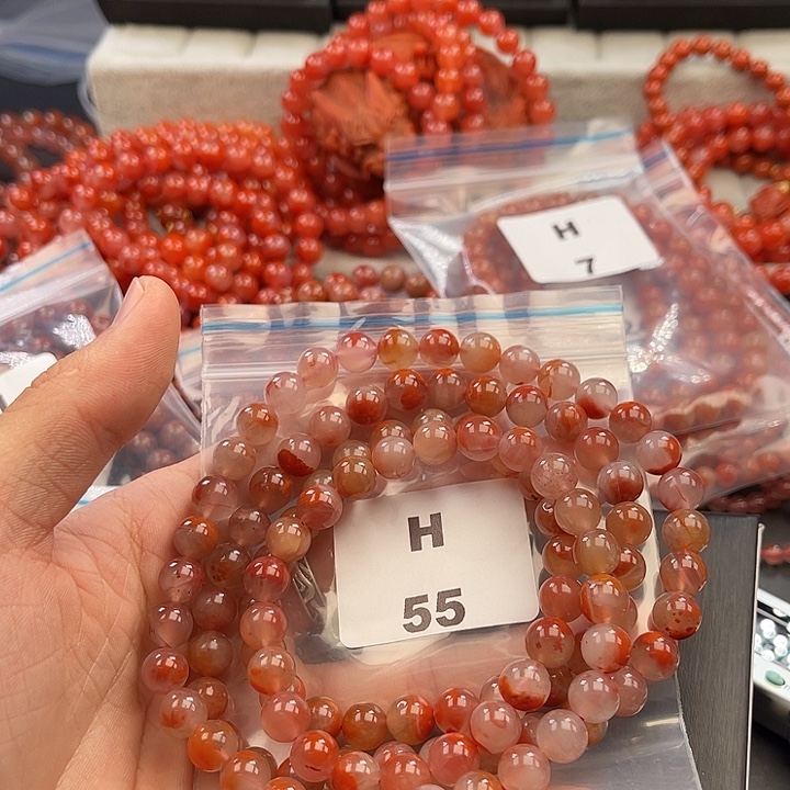 南红玛瑙未镶嵌多样性发货默认微瑕称重8mm