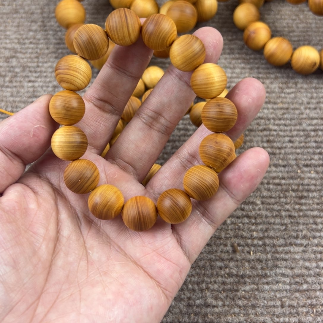 木太行崖柏1.5。。。。。。