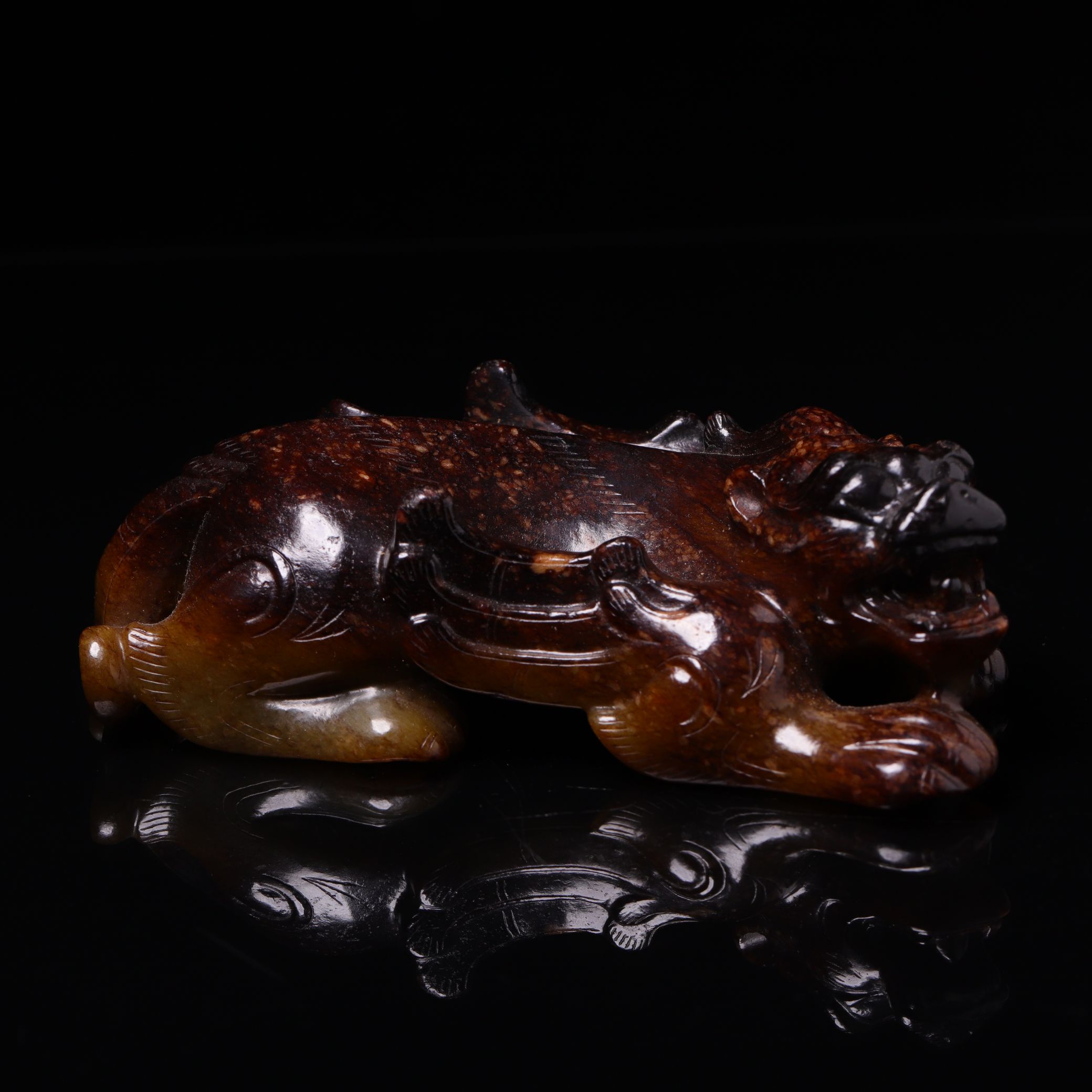 1587明代和田玉瑞兽摆件1984