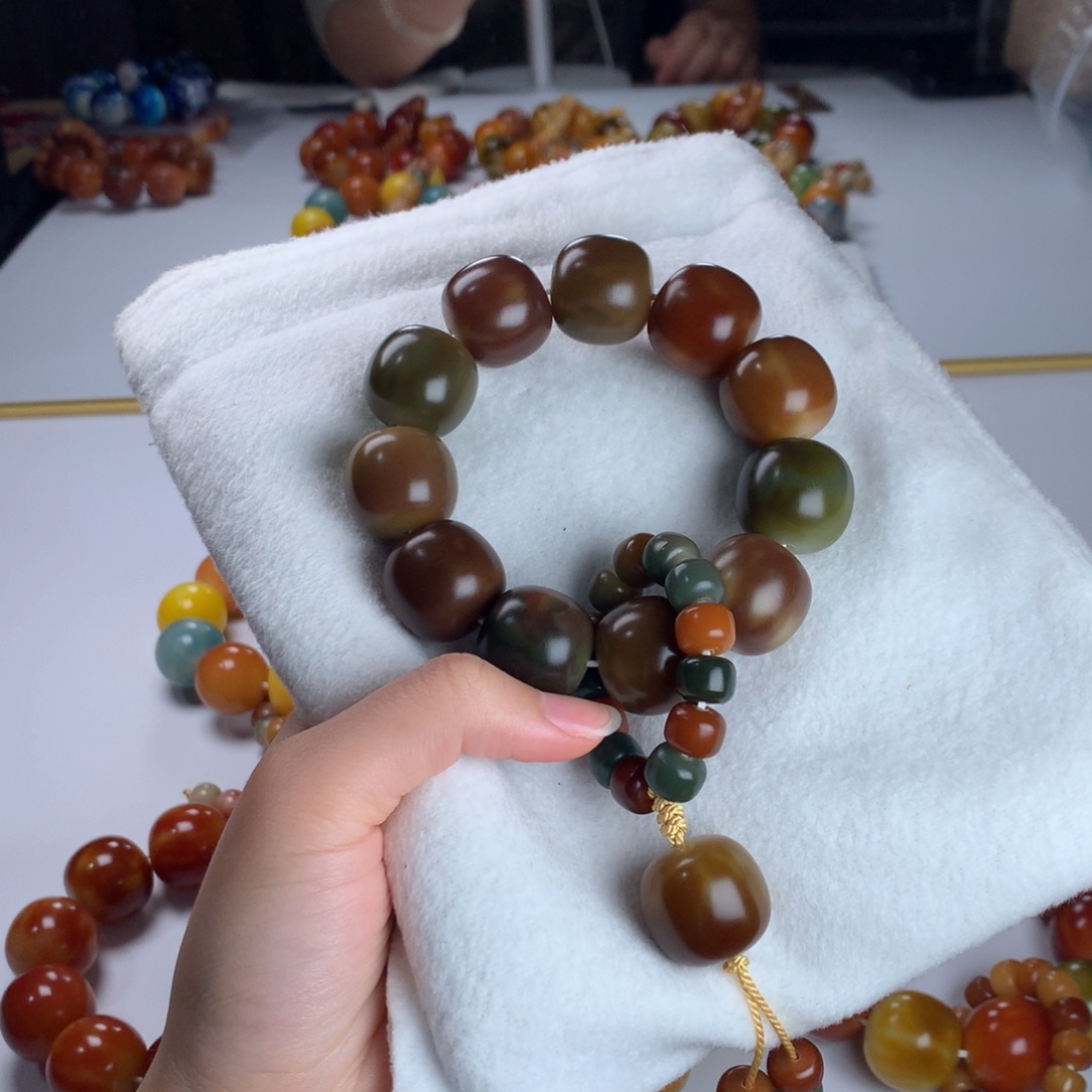 吊坠菩提根/象牙果21.5 全品