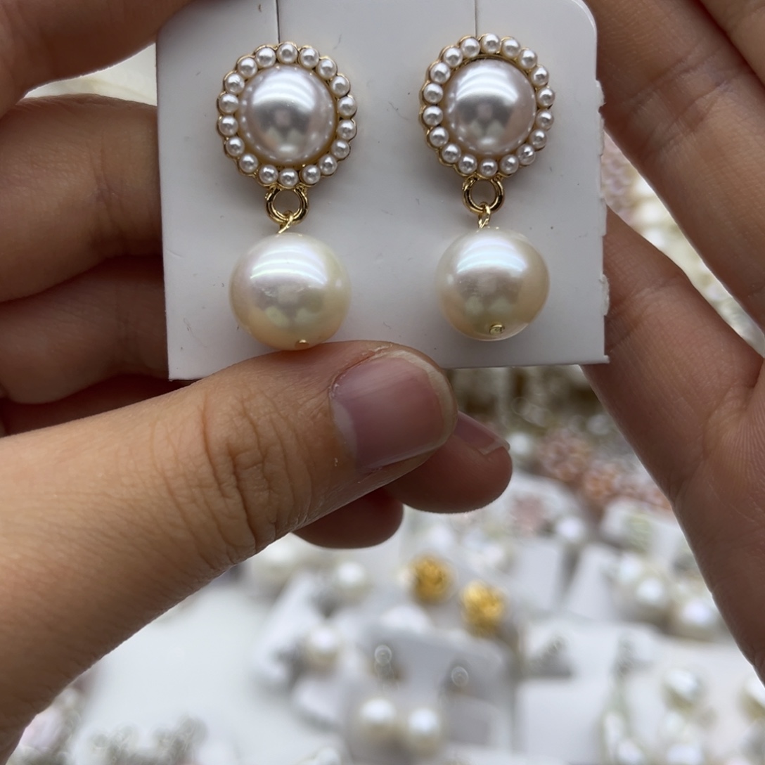 颈饰未镶嵌淡水珍珠