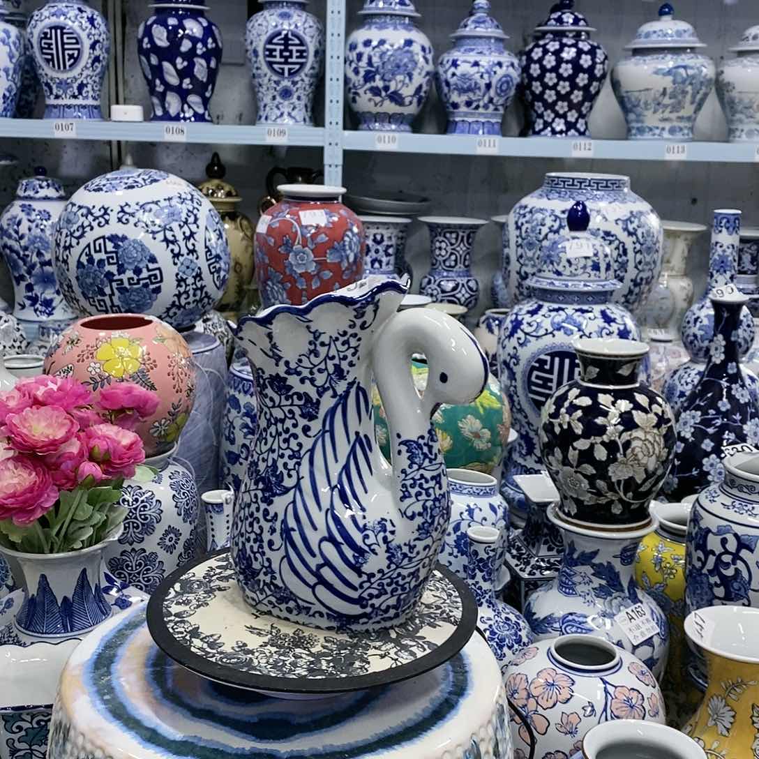 【闪购商品】摆件天鹅瓶瓷器摆件…………………………