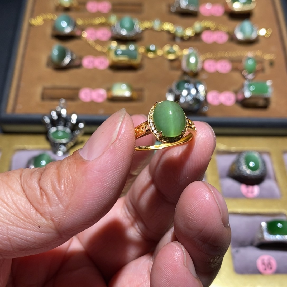和田玉（碧玉）戒指未镶嵌