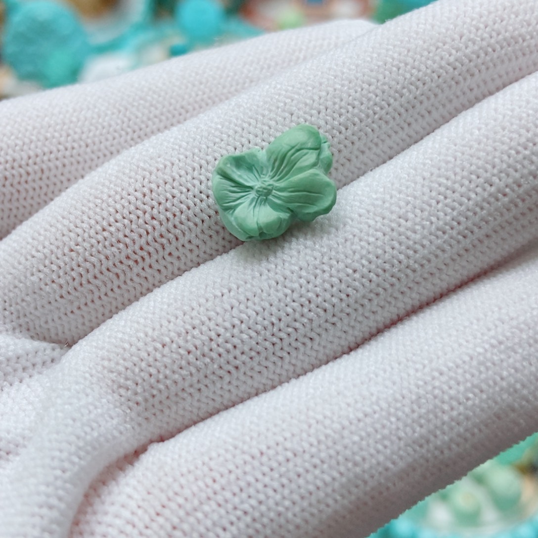 绿松石未镶嵌小花