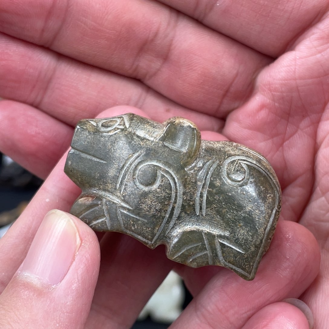 和田玉（糖玉）颈饰未镶嵌