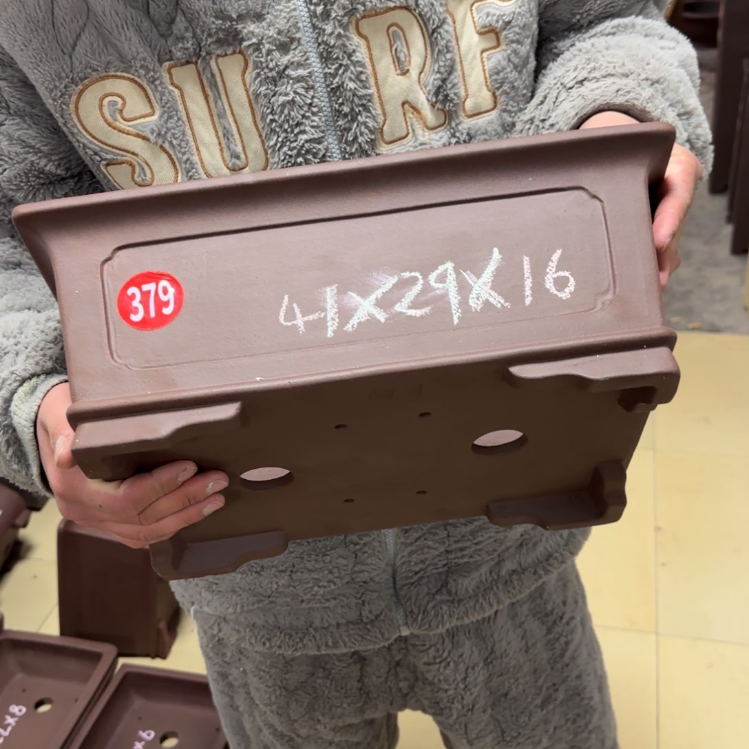 紫砂花盆呜呜呜呜