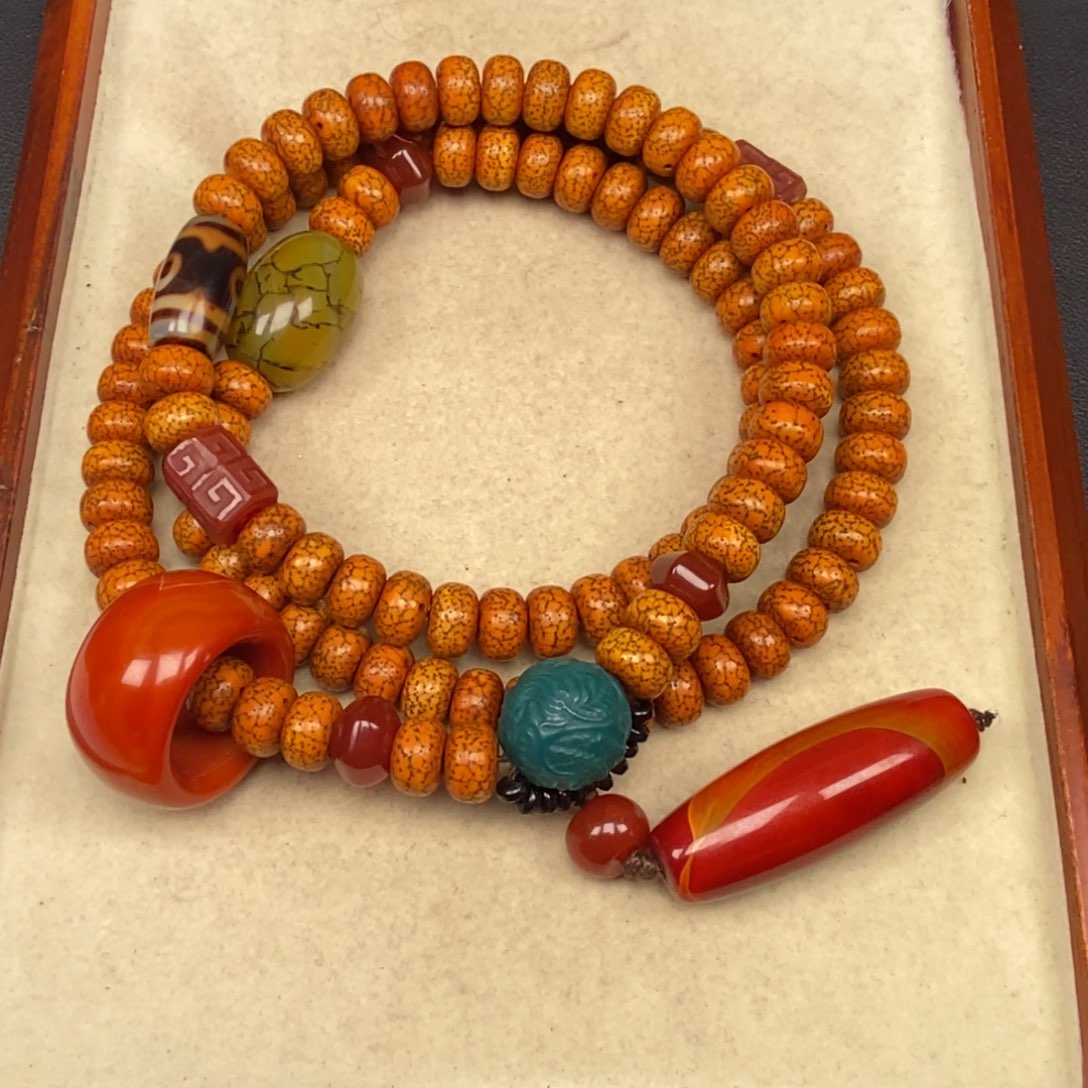 吊坠星月菩提天**Z