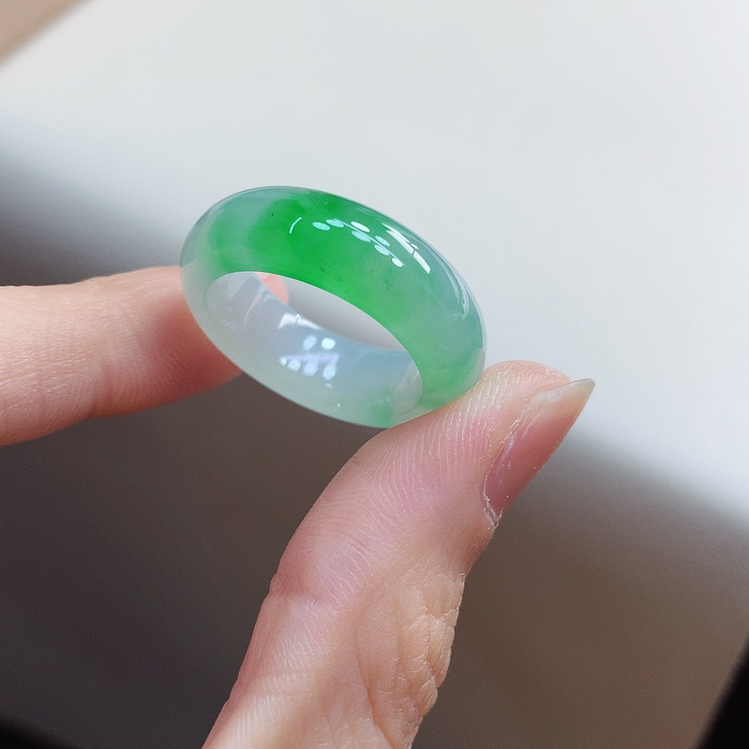 翡翠未镶嵌戒指19-20号