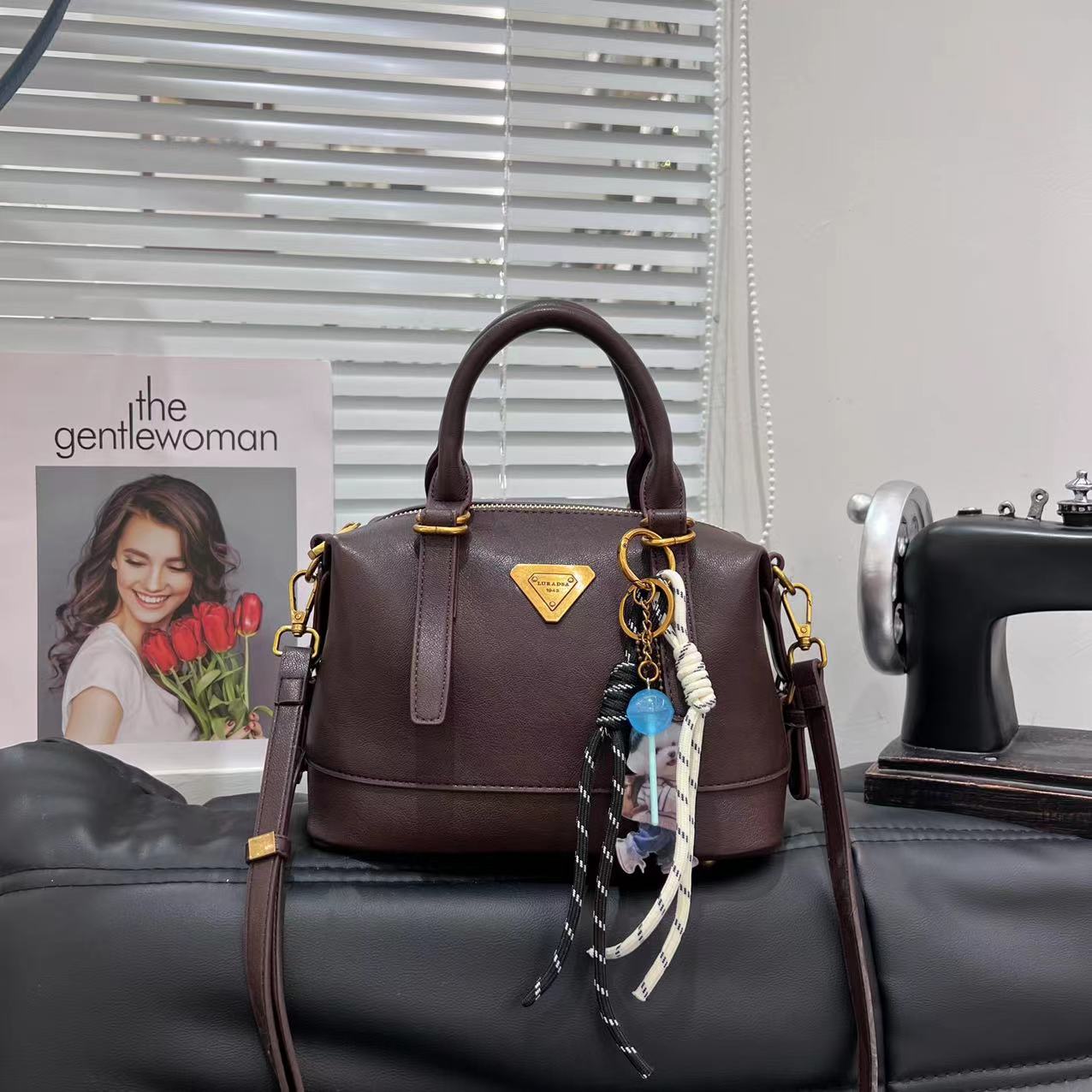 2025秋冬新款腋下潮流复古单肩斜挎包时尚女包 3335