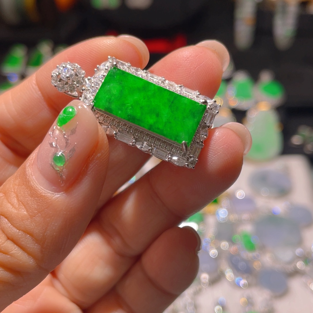 翡翠颈饰银S925镶嵌精品