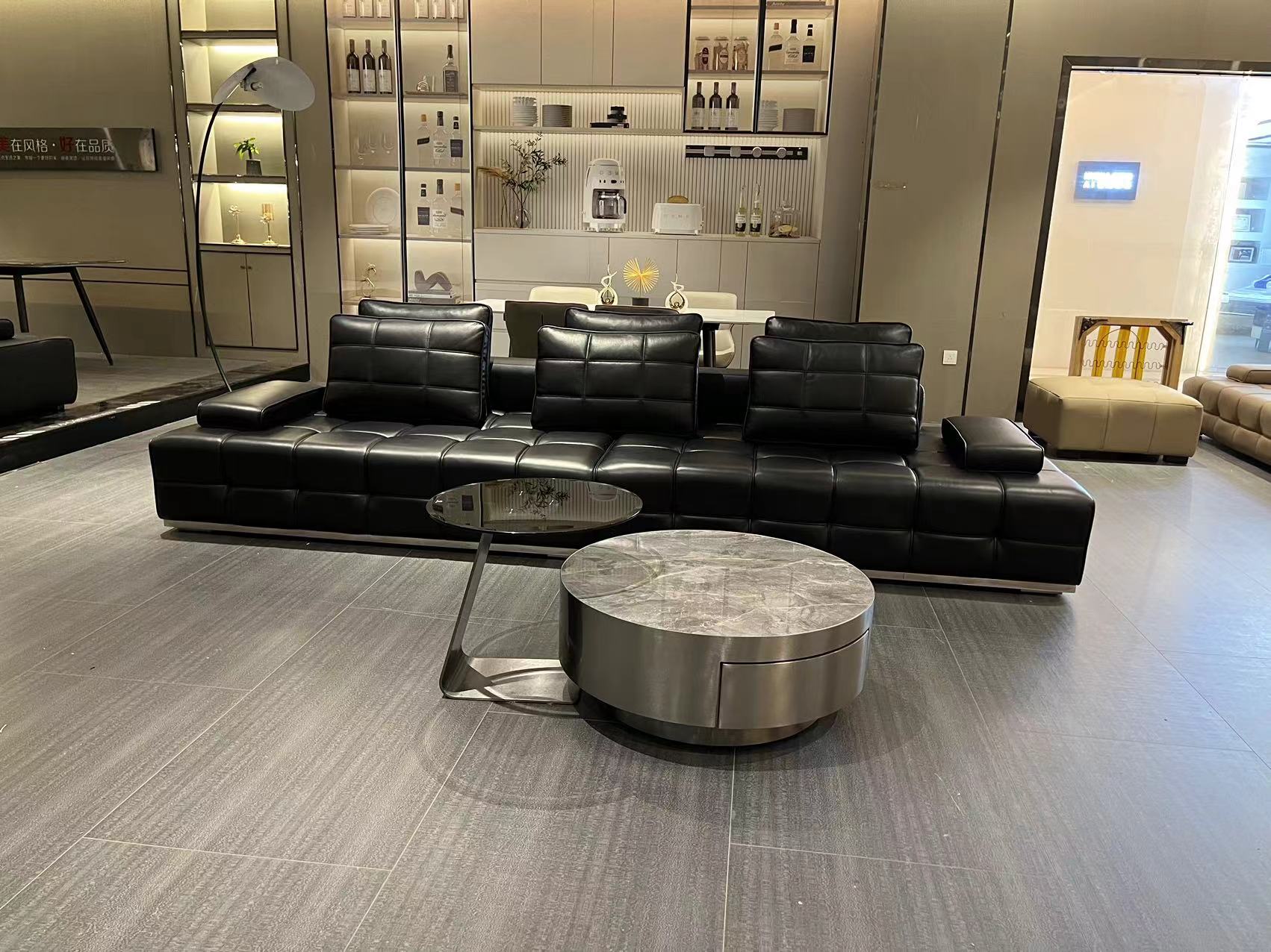 劳伦斯意式极简全青全头层牛皮沙发