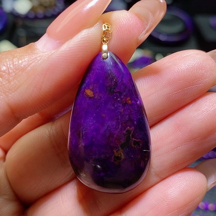 苏纪石（舒俱来）吊坠18K金镶嵌