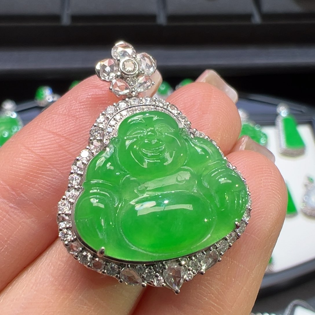 翡翠颈饰18K金镶嵌收到货48小时鉴赏期