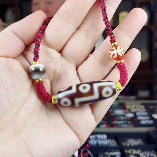 玛瑙/玉髓颈饰合金