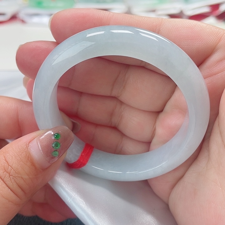 翡翠手镯未镶嵌缅甸翡翠手镯52圈