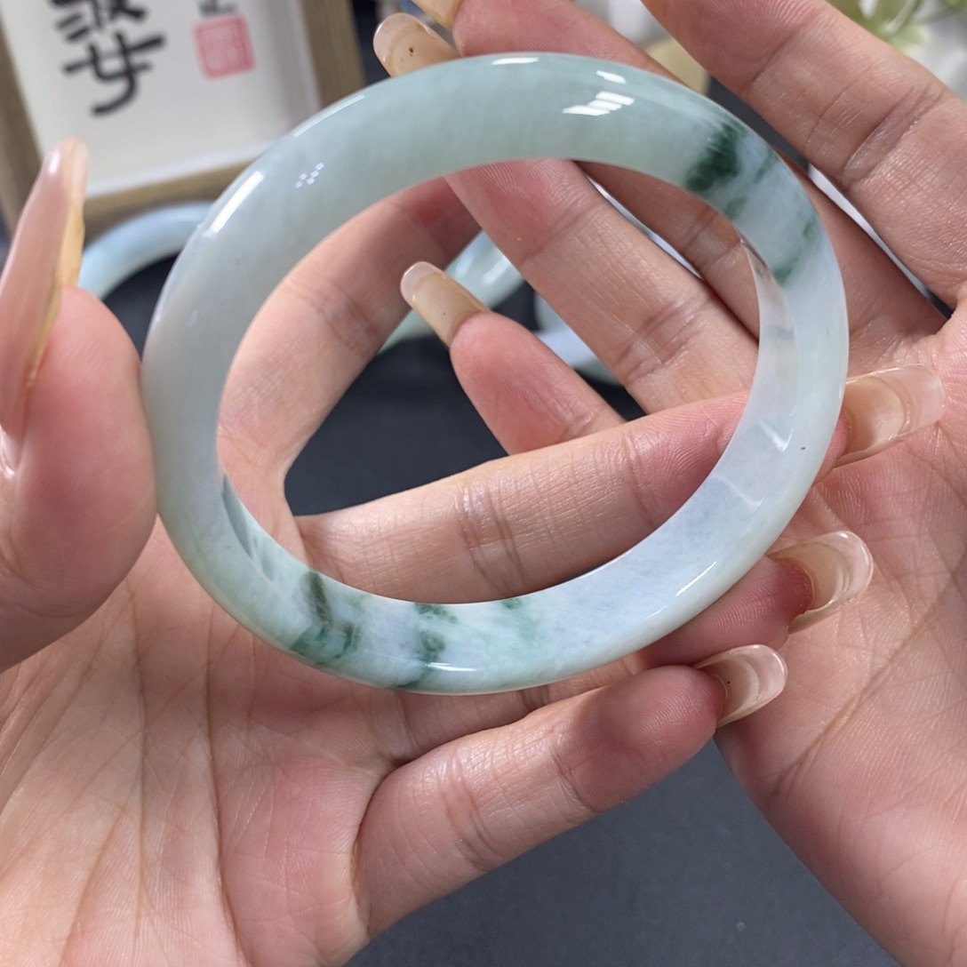 翡翠未镶嵌手镯天然翡翠手镯57.5