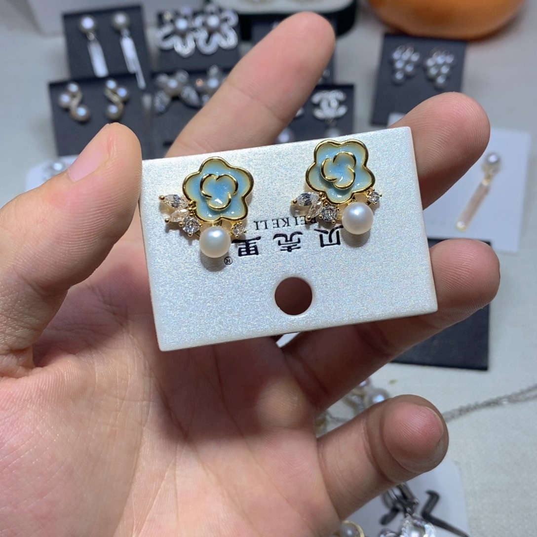 淡水珍珠未镶嵌耳饰