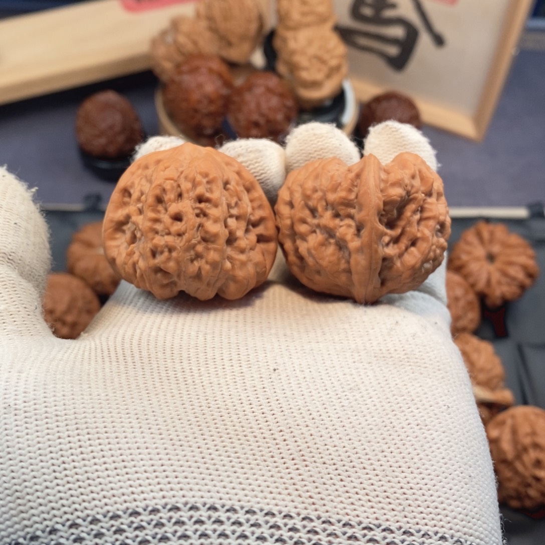 把件文玩核桃走红快速系列40尺平谷凹底A402