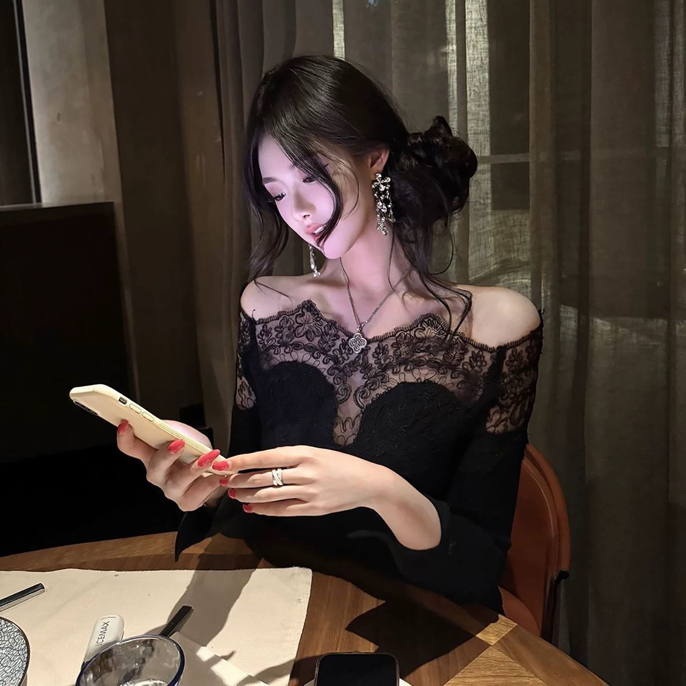 一字肩蕾丝拼接长袖修身设计感纯欲性感秋冬打底衫t恤显瘦气质
