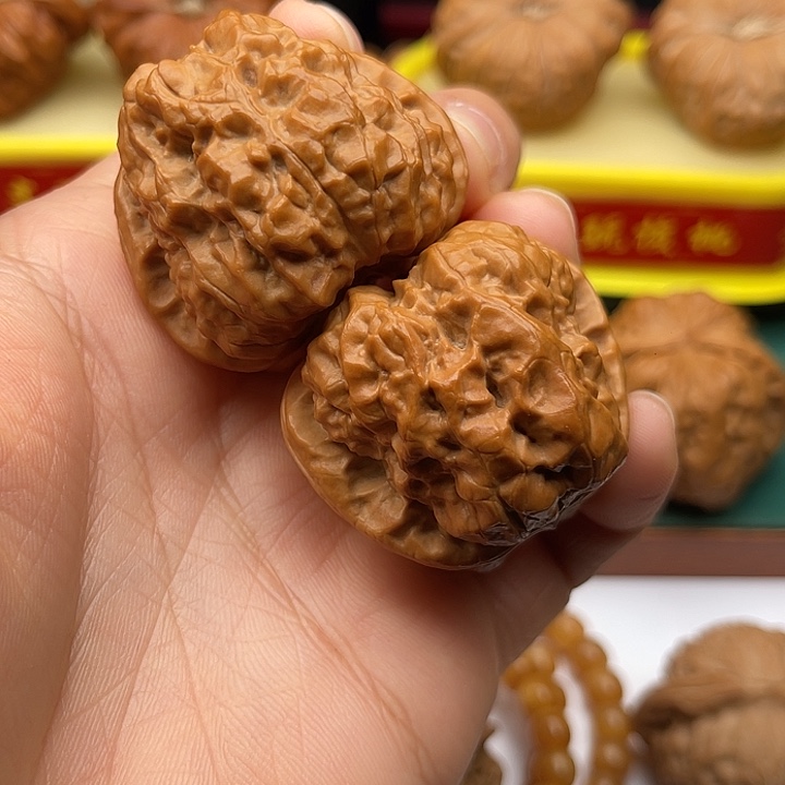 桃核吊坠40肌肉蛤蟆头