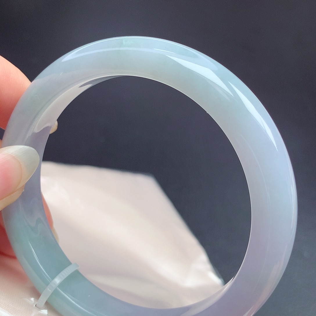 翡翠未镶嵌手镯60.8圈口