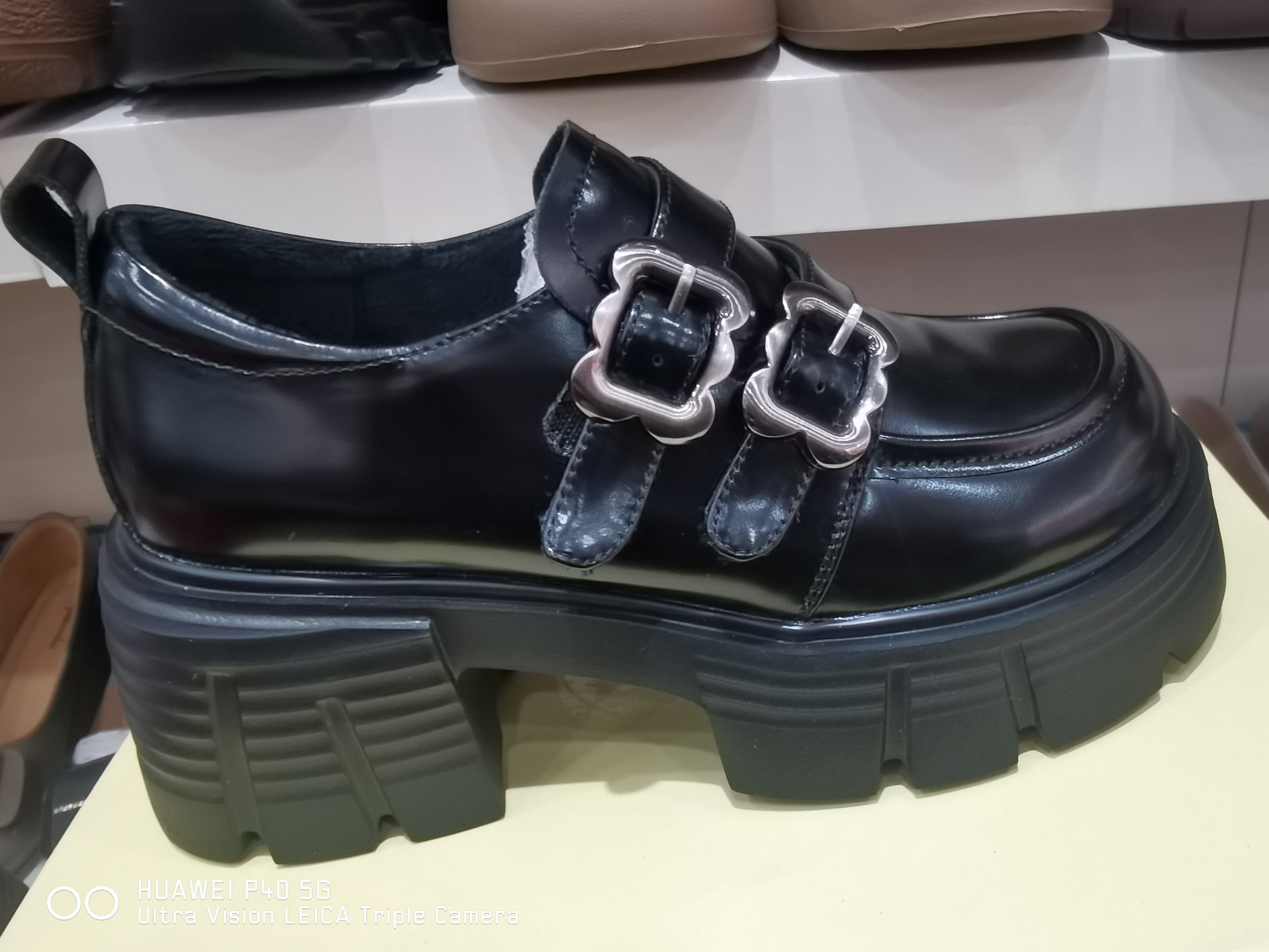 系扣搭扣休闲风乐福鞋学院风纯色常规款中口一字式扣带