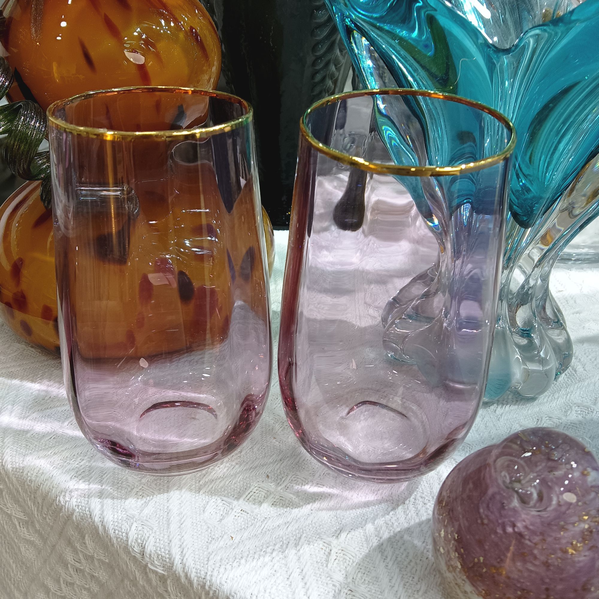 2只水杯玫红色口部描金