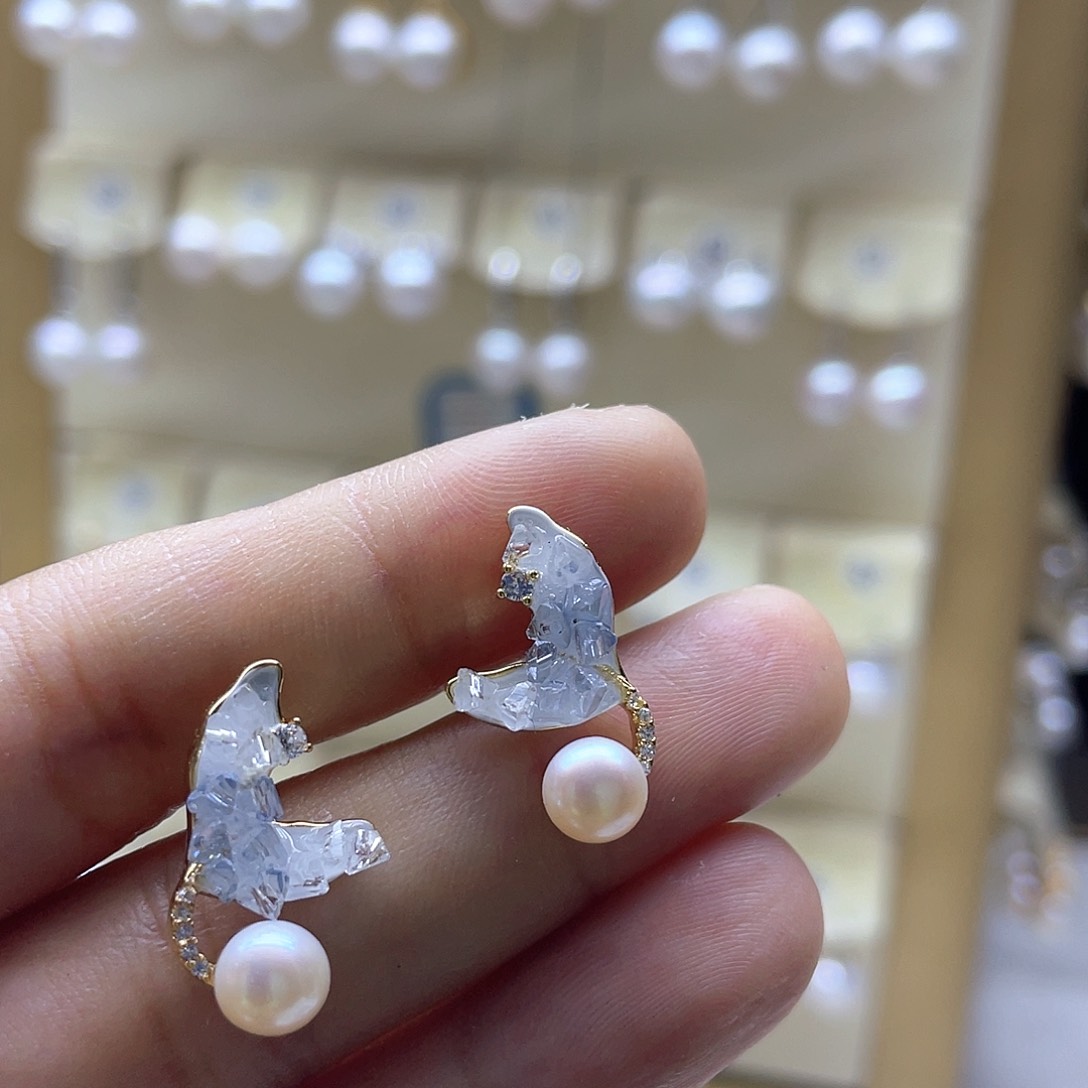 银S925镶嵌淡水珍珠耳饰