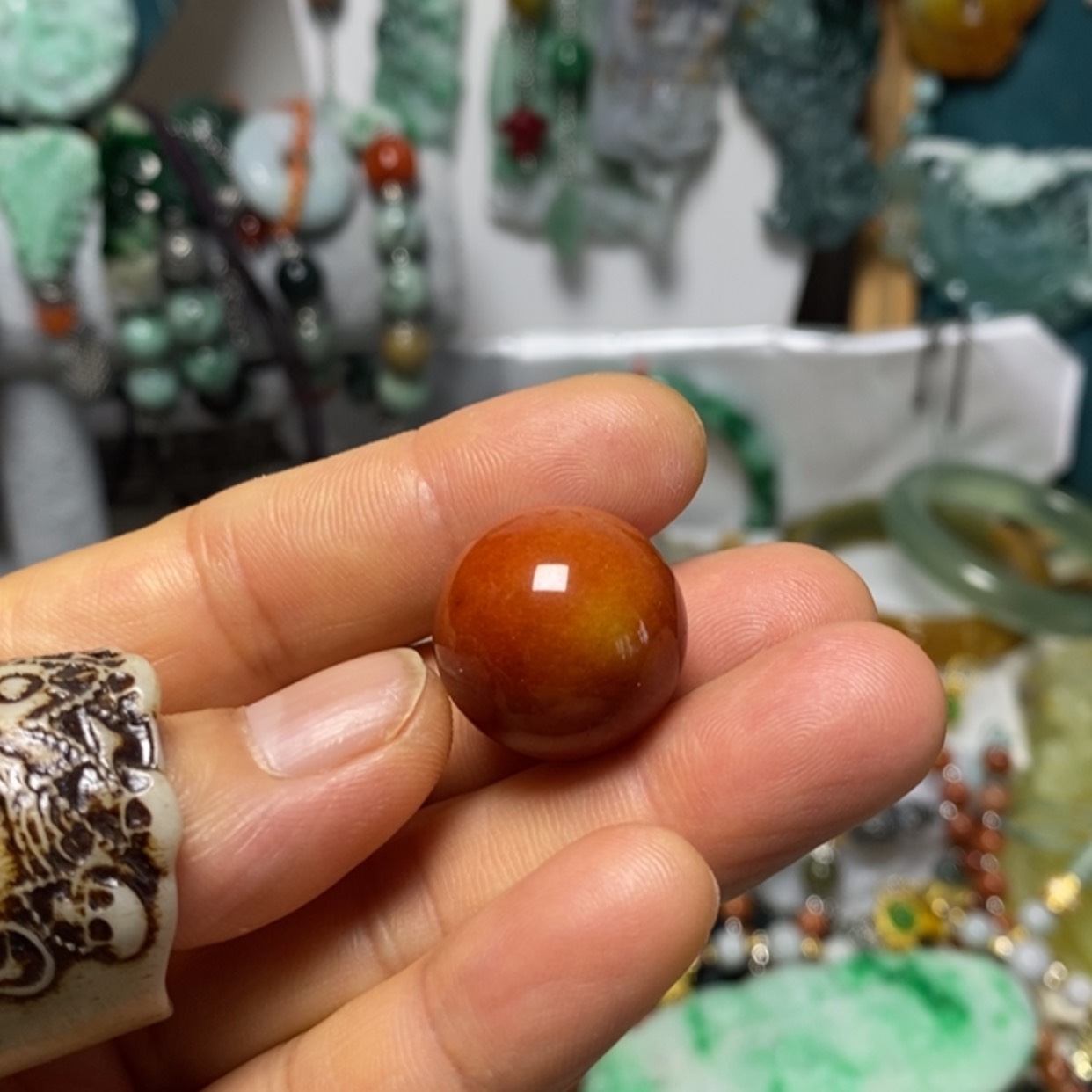 【闪购商品】翡翠吊坠(赠链)未镶嵌