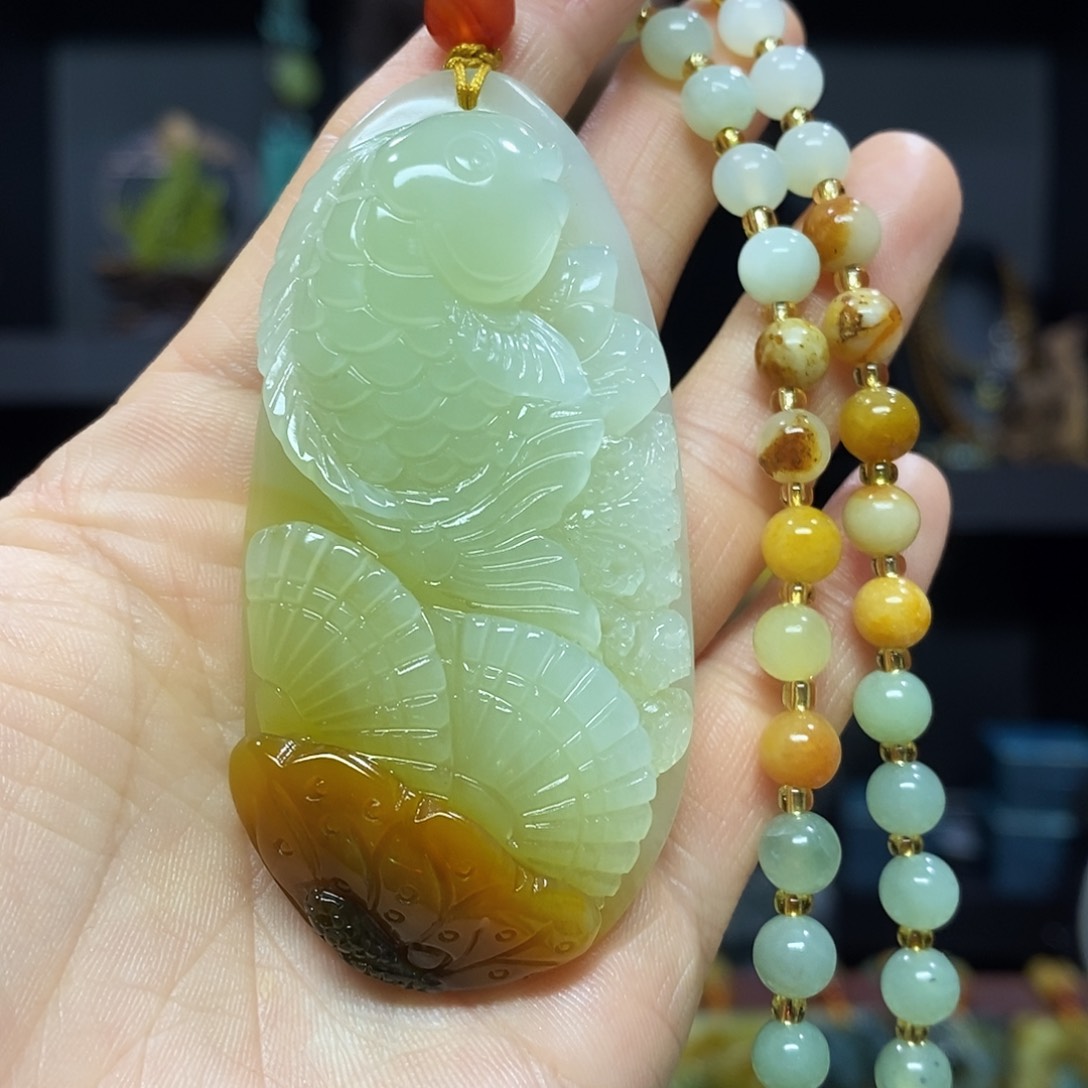 未镶嵌岫玉挂件吊坠