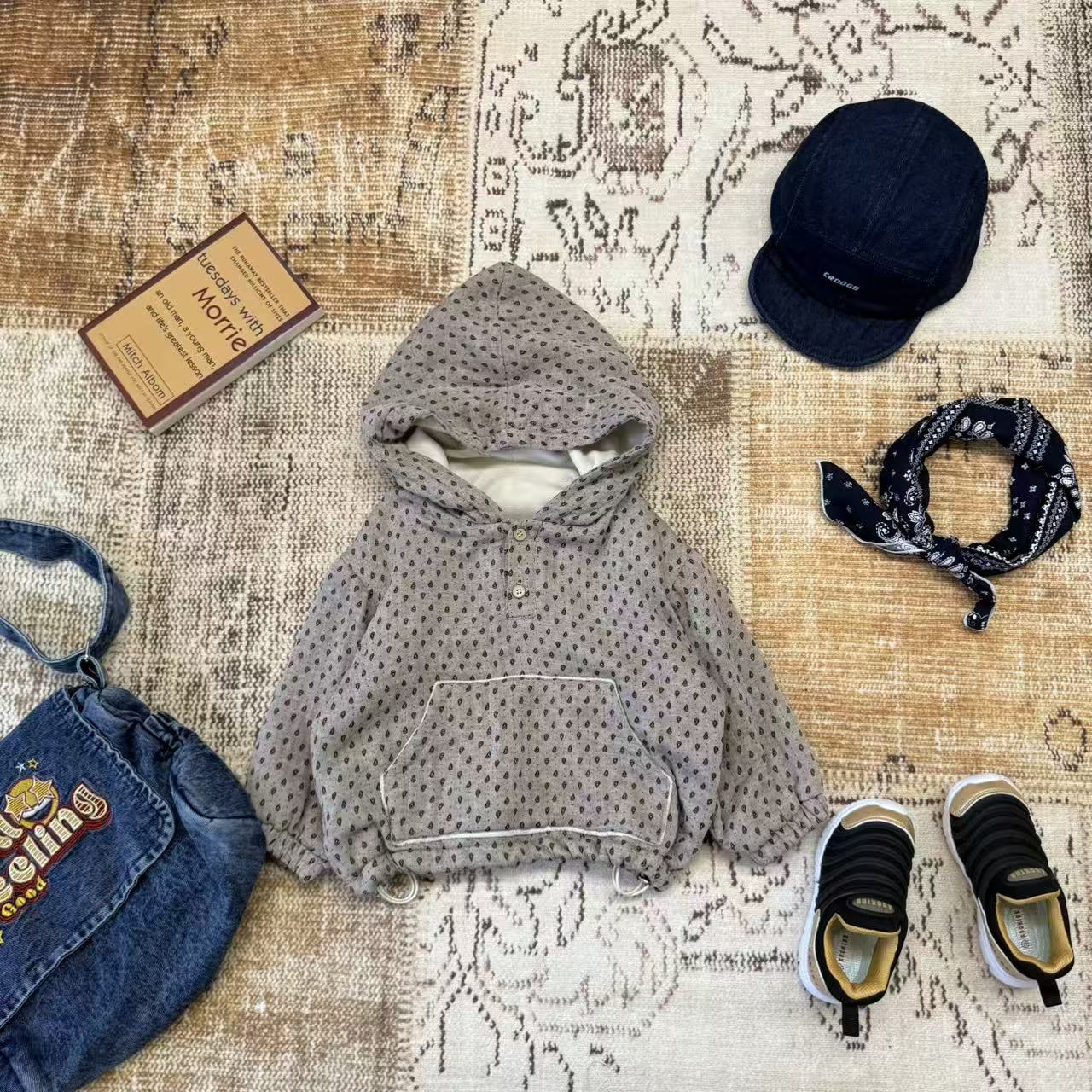 儿童秋冬满印水滴加绒帽衫H2616