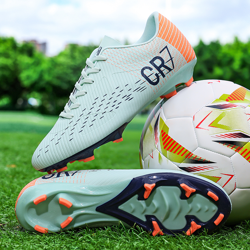 2025C罗新品足球鞋刺客成人男女长钉AG学生儿童碎钉TF草地训练鞋