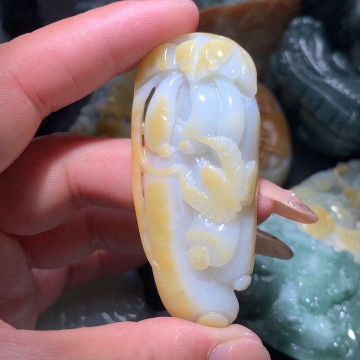 翡翠未镶嵌颈饰保真天然A货翡翠