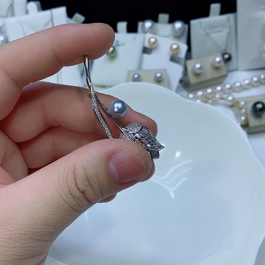 海水珍珠胸饰未镶嵌