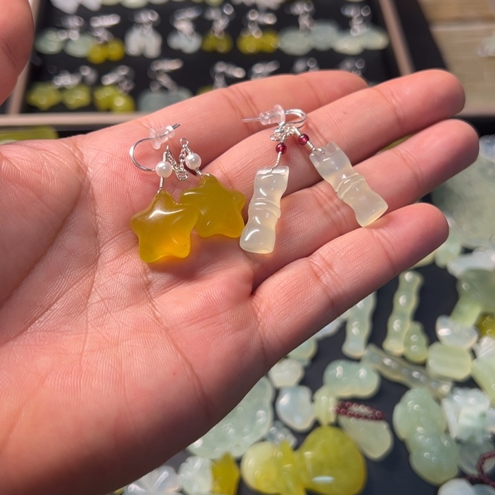 溪***]岫玉银S925镶嵌耳钉