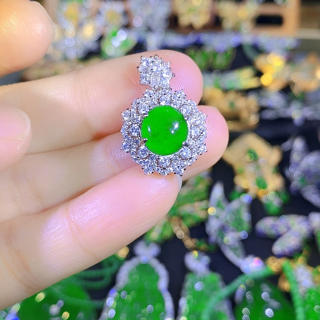 吊坠(不含链)银S925镀金镶嵌翡翠