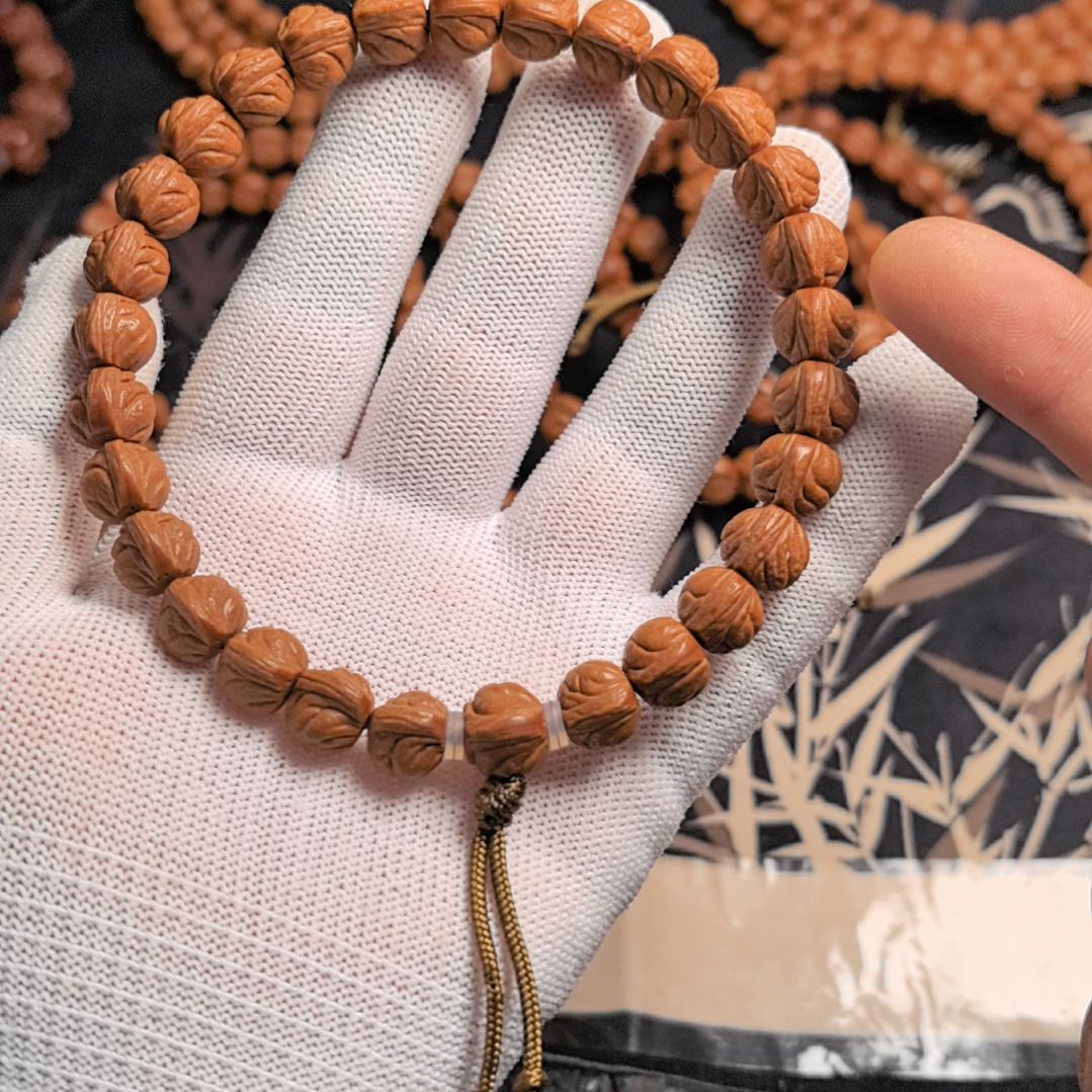 手串桃核小龙纹手持