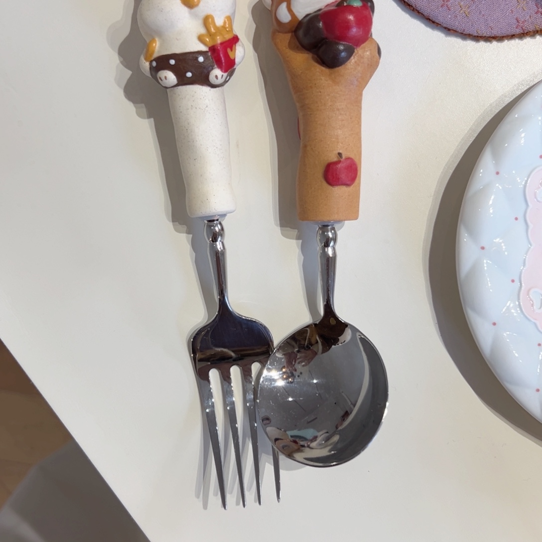 小***胖陶瓷盘子器物勺子叉子一对