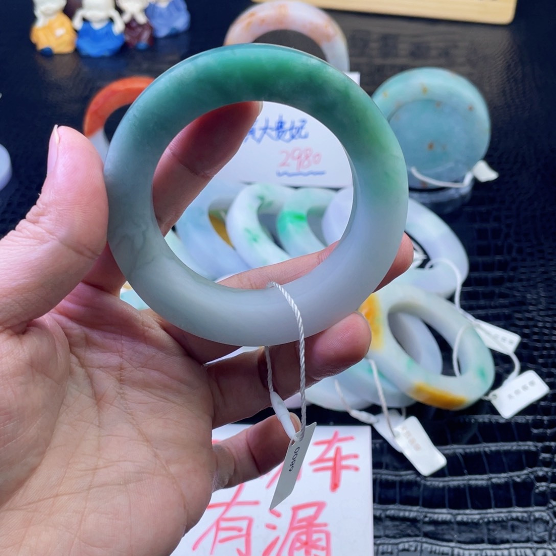 未镶嵌翡翠定制翡翠芽*