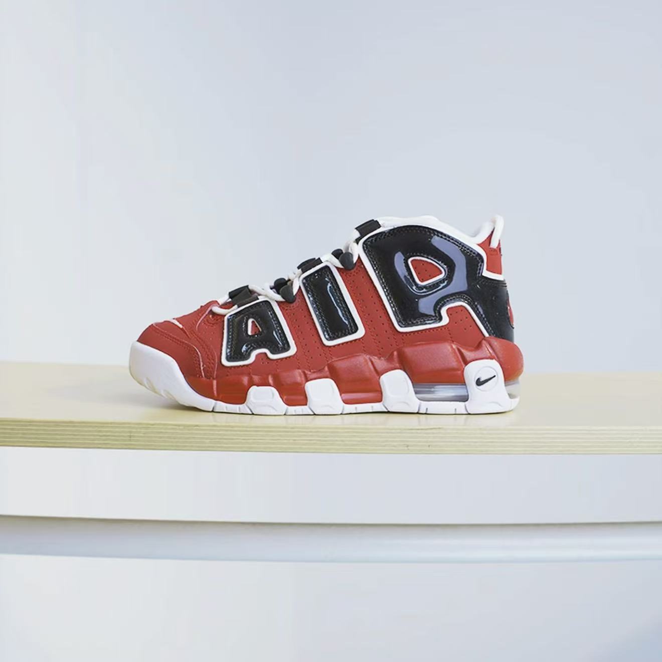 NIKE/耐克【马年新款】大童UPTEMPO皮蓬休闲篮球鞋415082600