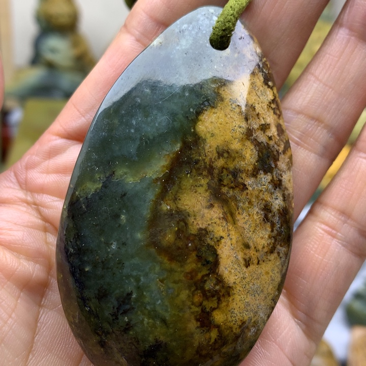 【闪购商品】岫岩河磨玉（透闪石质玉）吊坠未镶嵌
