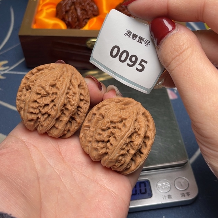 文玩核桃把件粗筋41