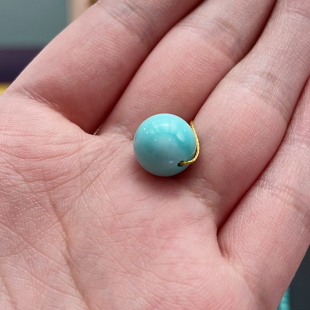 绿松石颈饰未镶嵌