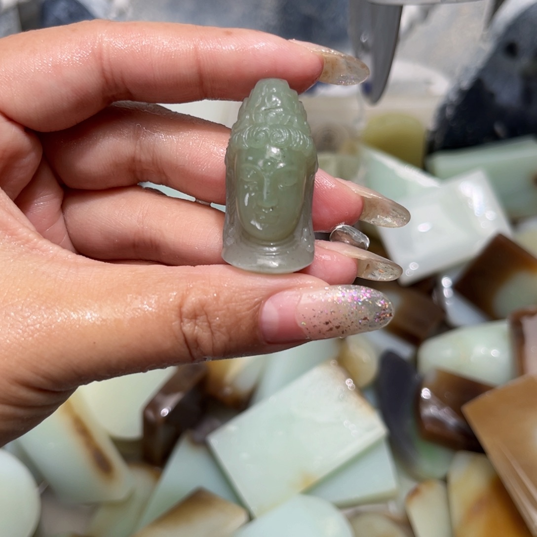 未镶嵌和田玉牌子定制和田玉